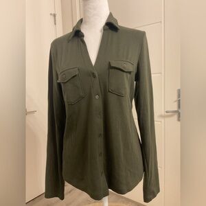 The Gap Modern Utility Soft & Stretchy Button In Mistletoe.